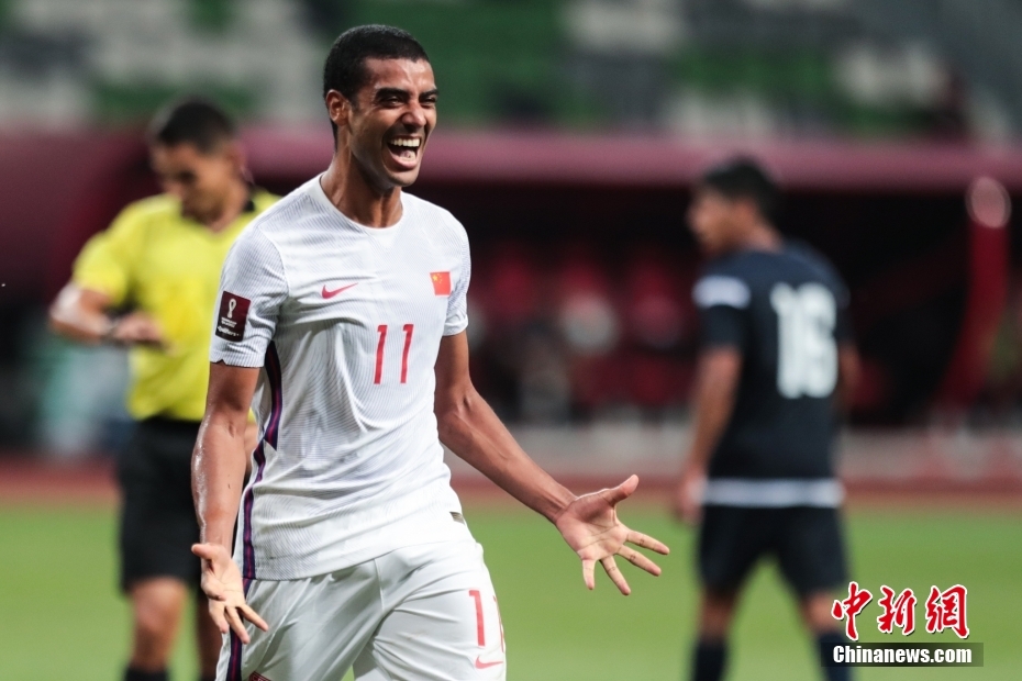 四年回望：归化潮兴衰与中国足球的长期改革之