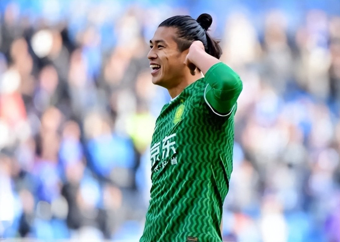 张玉宁关键进球助力国安力克武汉三镇