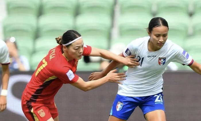 王霜头球破门遭越位判罚 中国女足14决赛险遭绝